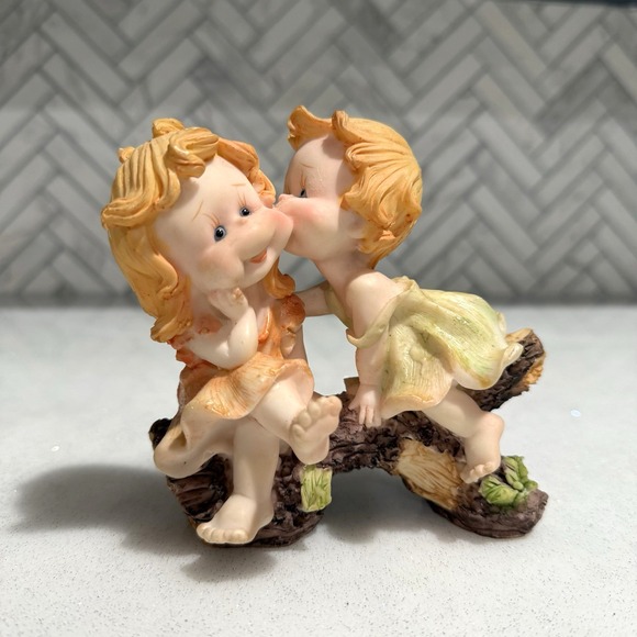 Vintage Resin Figurine – Boy Kissing Girl on Log | 5" Romantic Childhood Scene - Picture 1 of 11